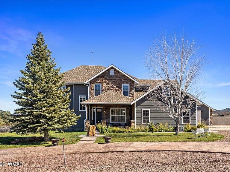 1243 S Skycrest Dr photo 1