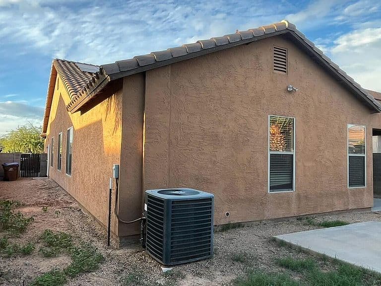 46157 W HOLLY Drive photo 3