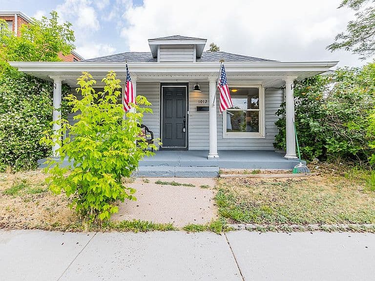 1012 Richardson Ct photo 5