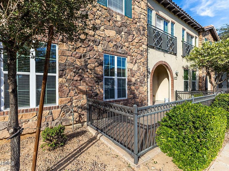 4707 E THUNDERHEART Trail #102 photo 3