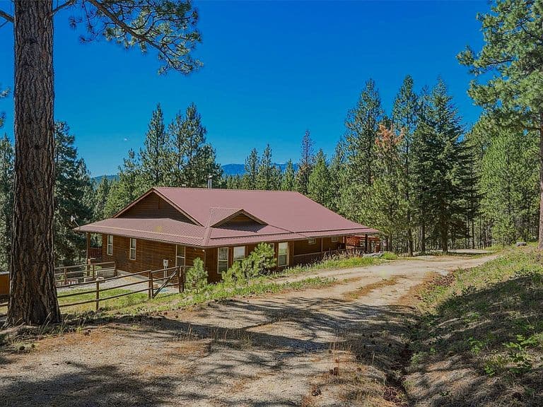 2108 Silver Ridge Rd photo 1
