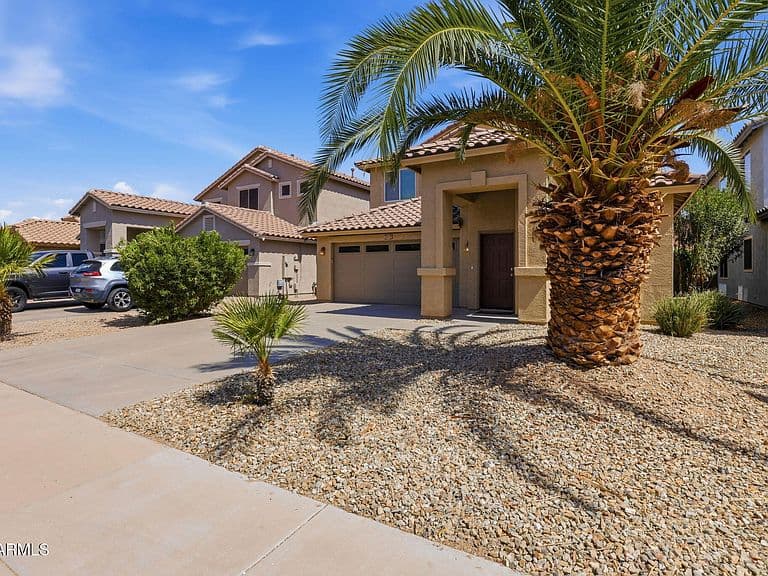 44228 W MCCLELLAND Drive photo 4