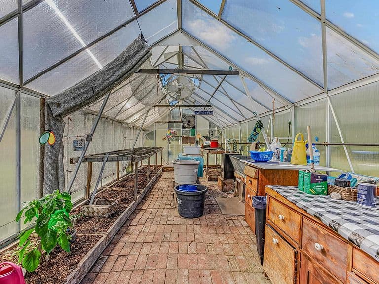 381 Toad Hill Road photo 5