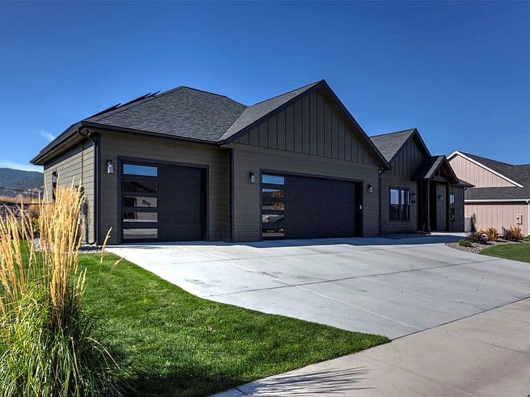 4369 Harrison Scott Dr photo 2