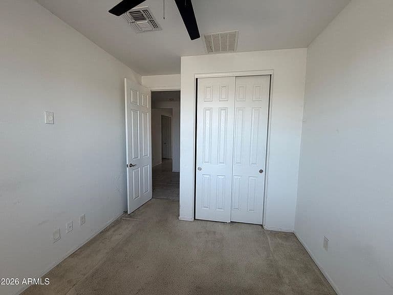1089 W ELM Avenue photo 3