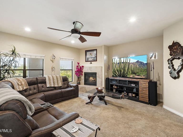 21320 N 56th St Unit 2110 photo 4