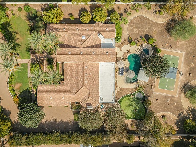 7475 E JACKRABBIT Road photo 2