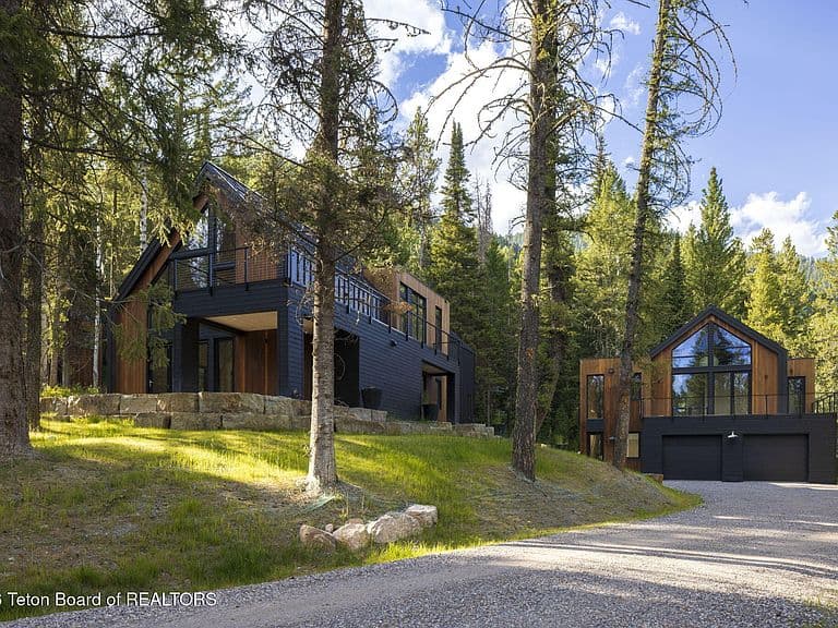 6635 W Highway 22 photo 3