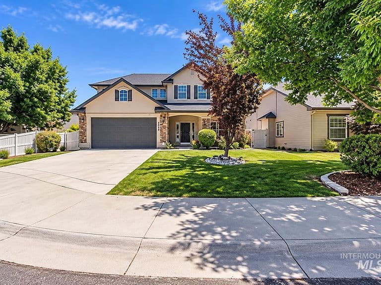 2946 N Christian Way photo 2