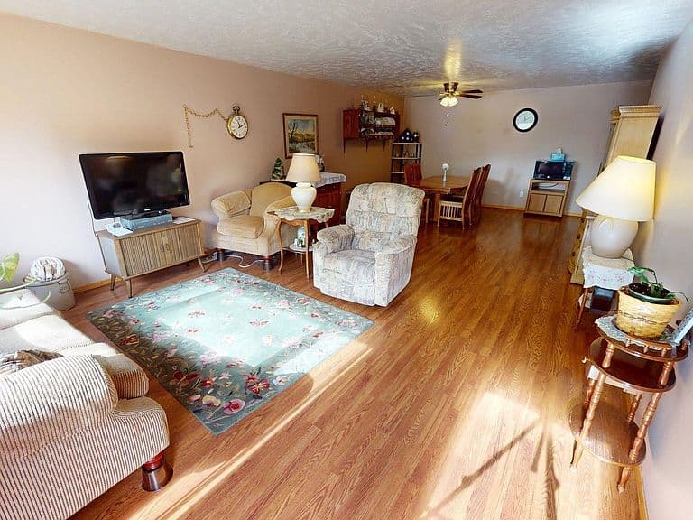 3308 W Norie Pl photo 2