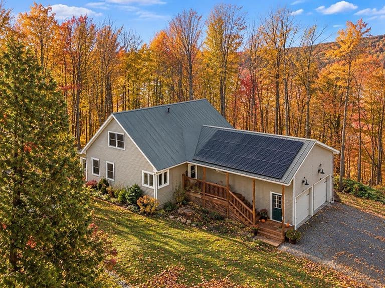 25 Ironwood Road photo 1