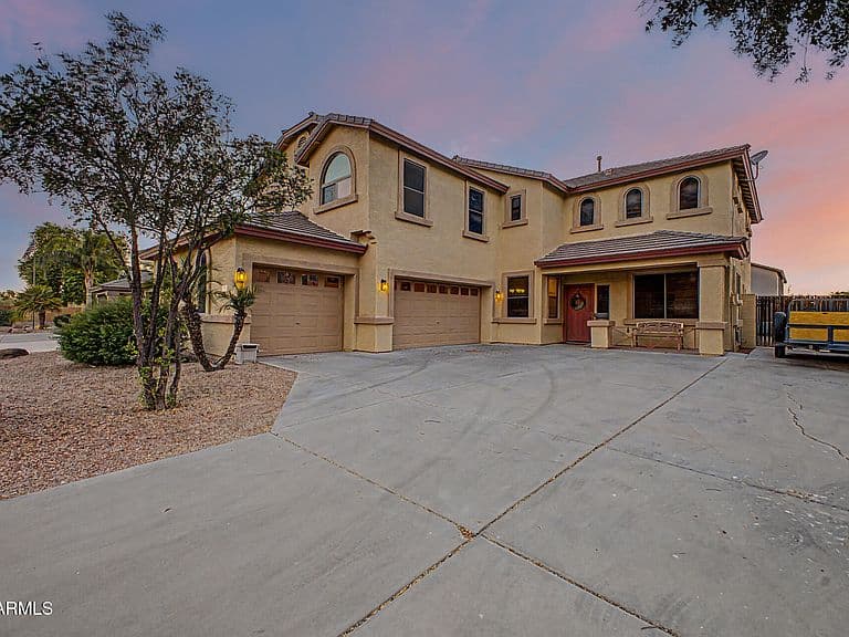 946 W GASCON Road photo 1