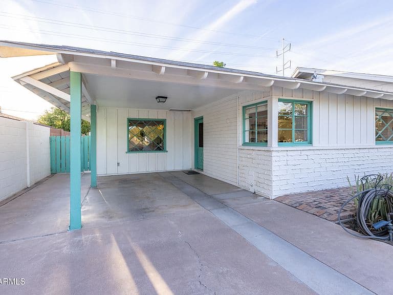 2156 S Hu Esta Drive photo 2