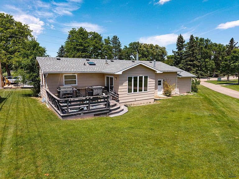 3023 Tomahawk Dr photo 5