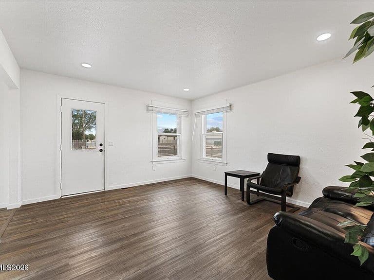 1848 F St photo 5