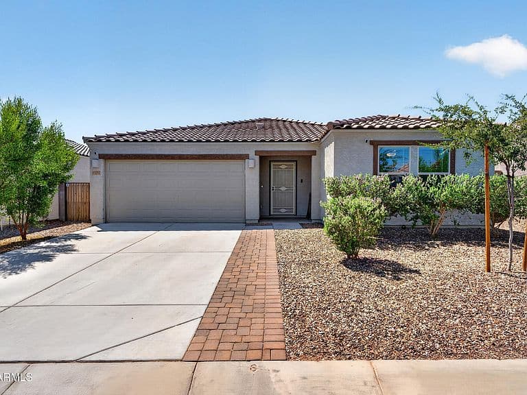 48282 N BASILIO Street photo 1