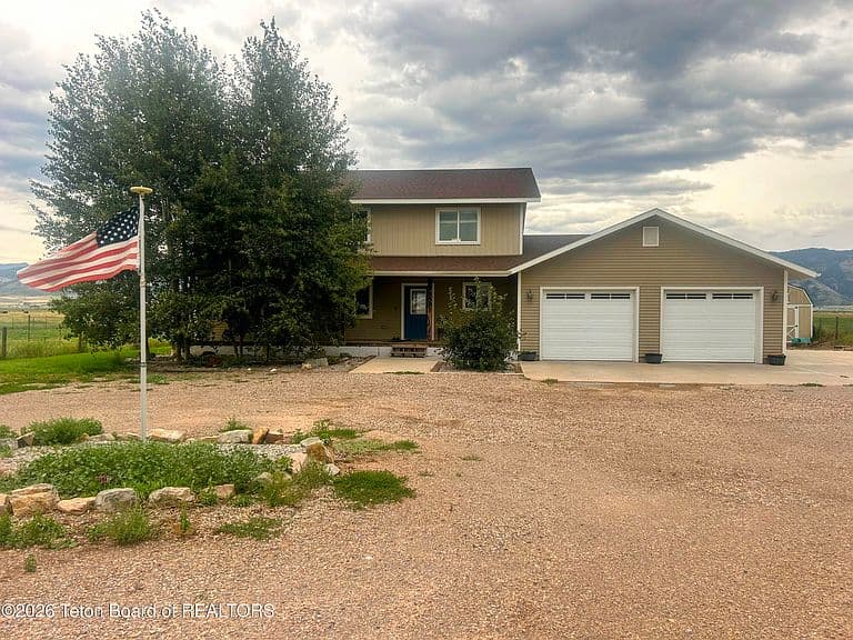 4359 State Highway 238 photo 2