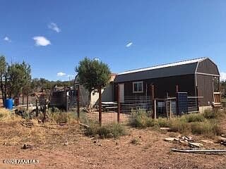 2365 N Luana Dr photo 2