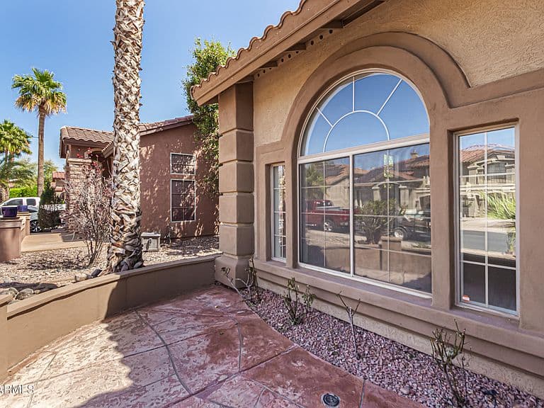 13317 W ANNIKA Drive photo 2