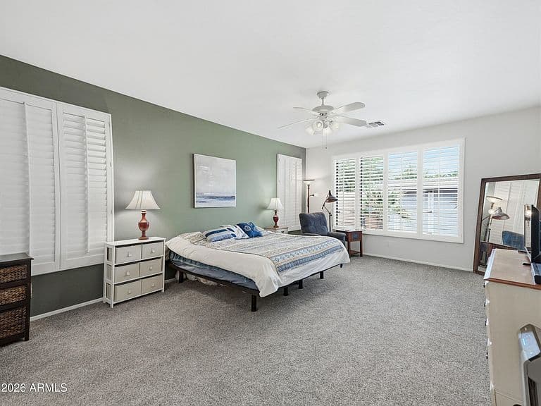 212 E CANARY Court photo 4
