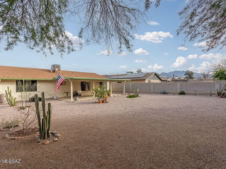 4321 W Rae Cir photo 4