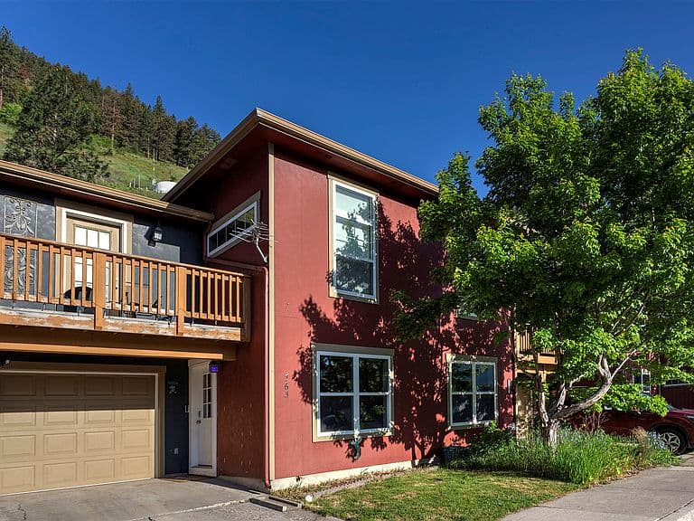 763 Discovery Way photo 1