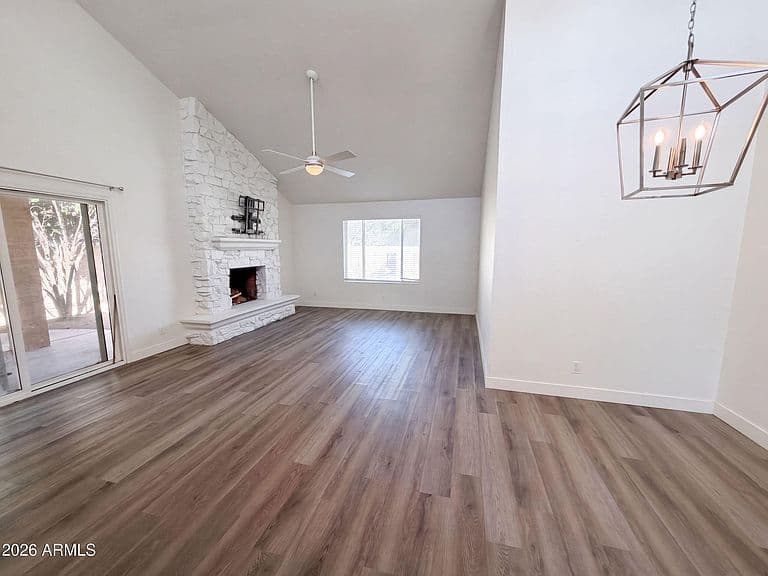 200 E BARBARITA Avenue photo 3