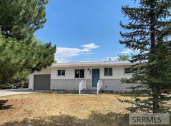 700 N Robins Ave photo 1