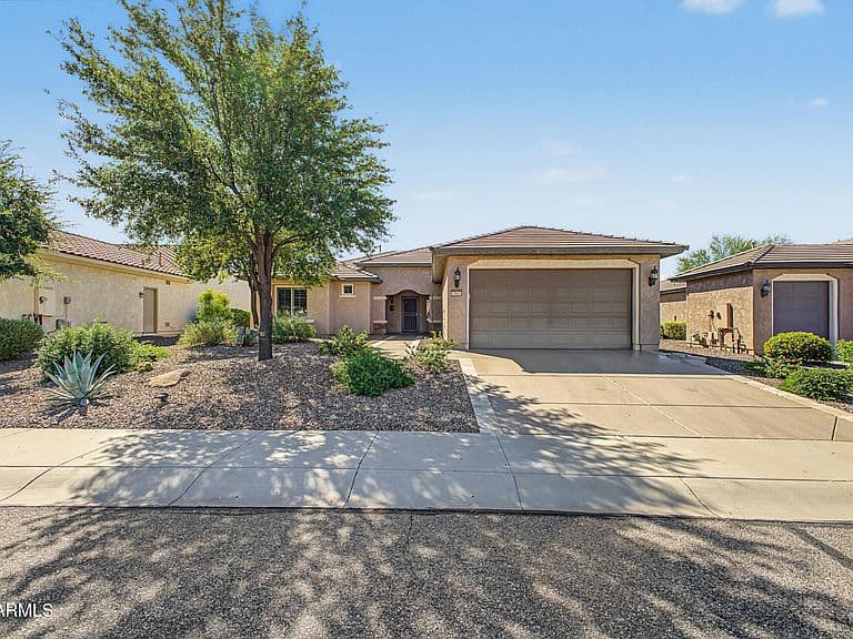 27013 W RUNION Drive photo 1