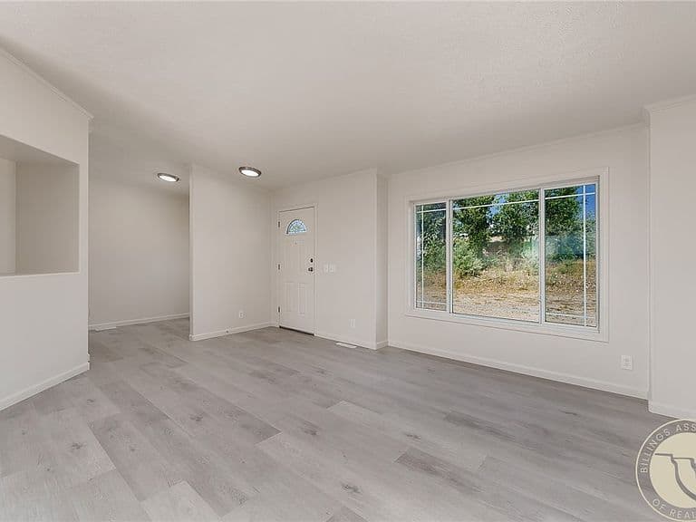 7720 Monad Rd photo 3