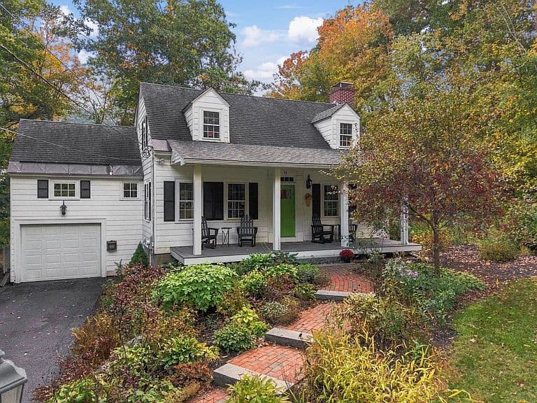 11 Thayer Pond Road photo 2