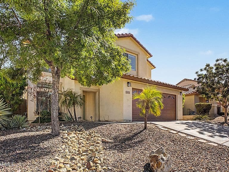 6509 W RED FOX Road photo 3