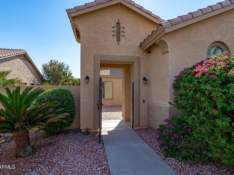 13261 W MULBERRY Drive photo 4