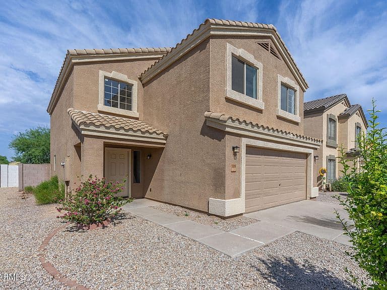 23706 N HIGH DUNES Drive photo 1
