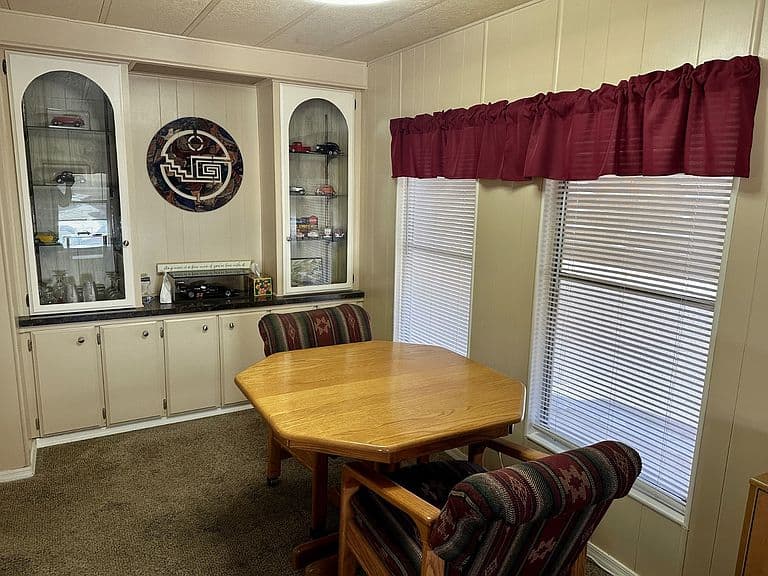 202 N Meridian Rd #112 photo 3