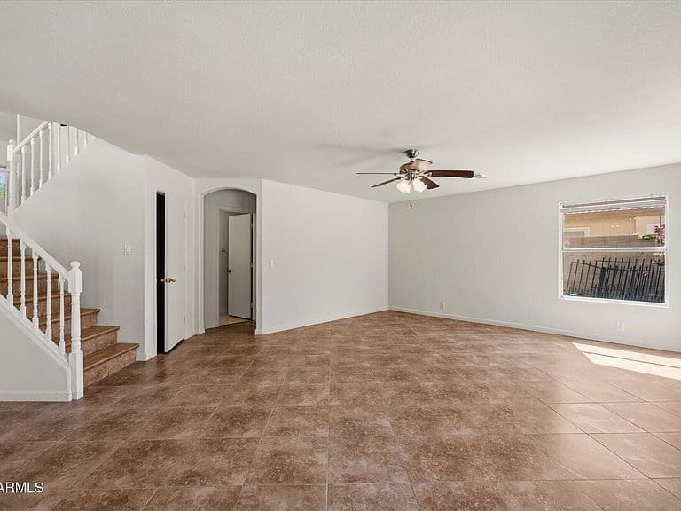 4634 E HOPI Avenue photo 5