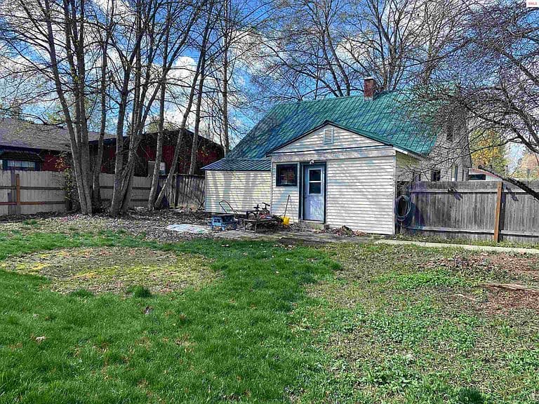 620 Washington Ave photo 4