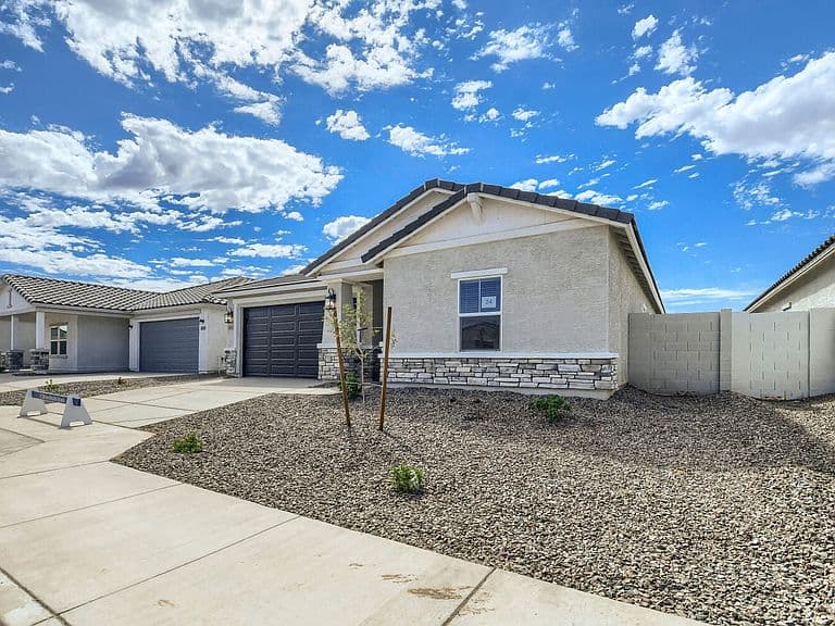 36941 W Nina St photo 3