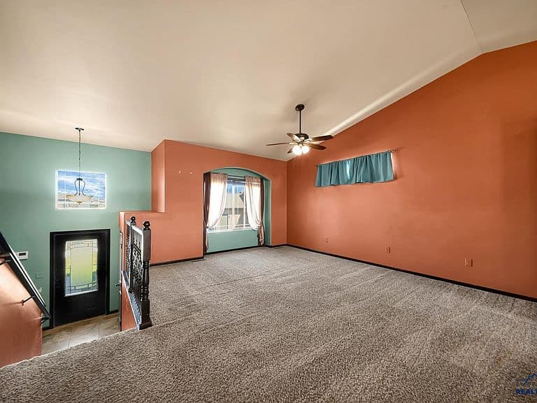 483 Sovereignty Ln photo 5