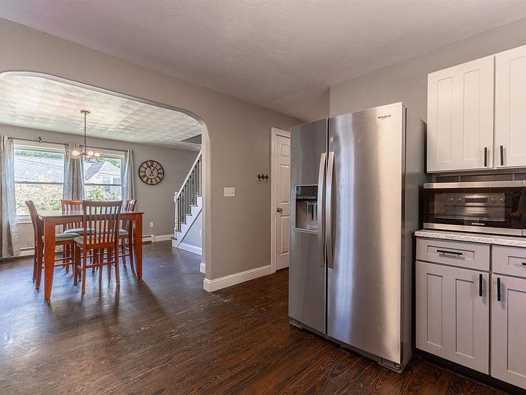 44 Davis Street photo 3