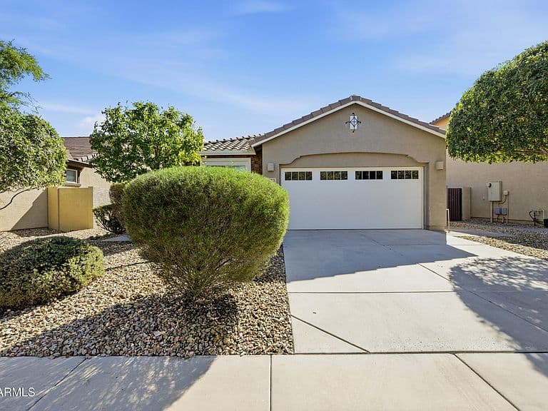 7633 W WHITEHORN Trail photo 2
