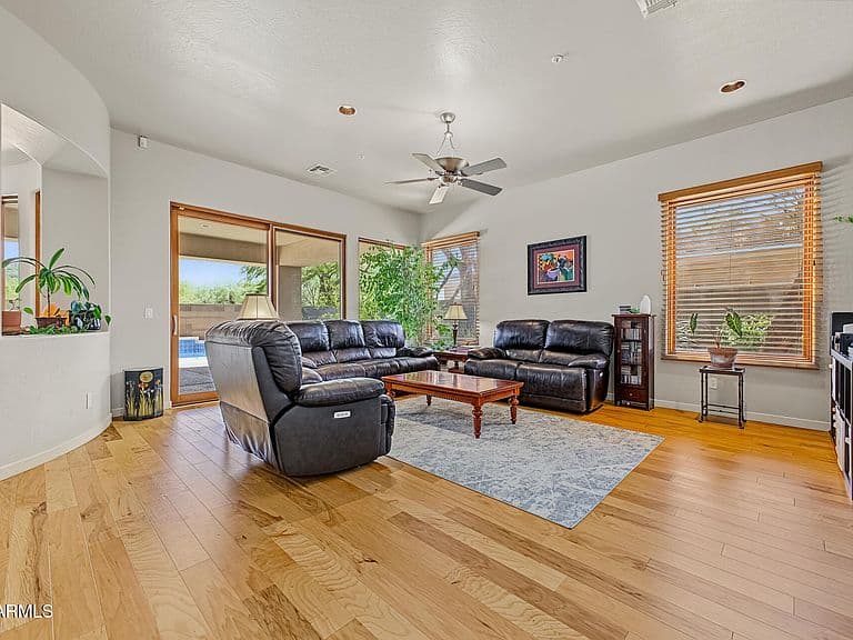 11477 N 141ST Street photo 4