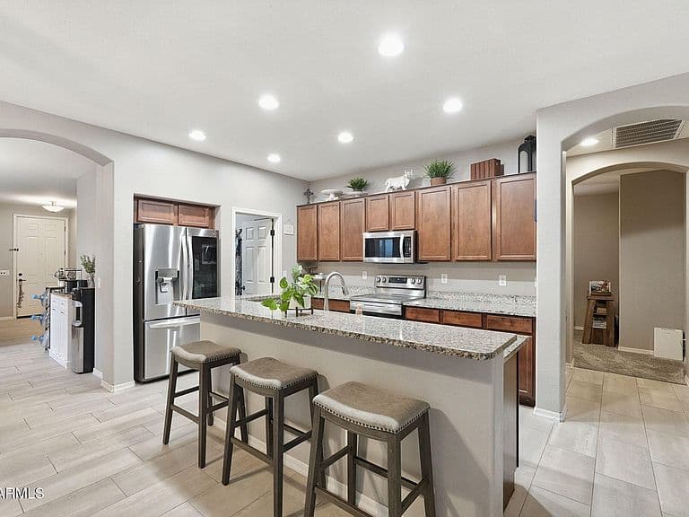 859 W HARVEST Road photo 3