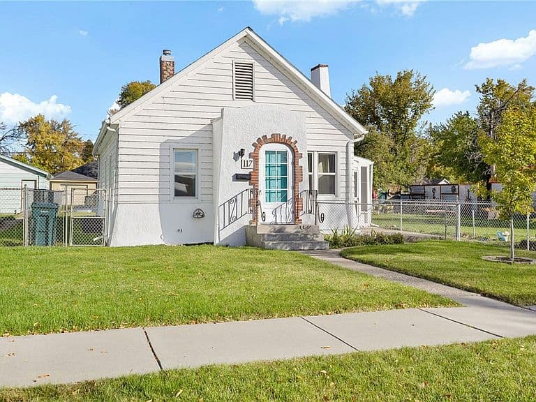 117 Terry Ave photo 1