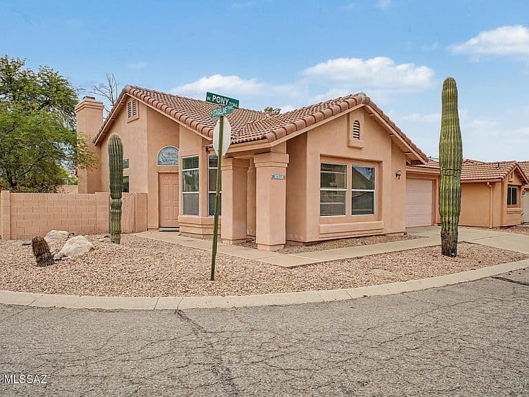 3711 W Pony Trl photo 4