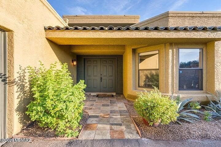 6802 E Brownstone Pl photo 2