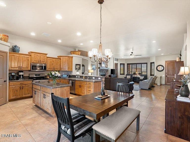 11096 N Scalli Way photo 5
