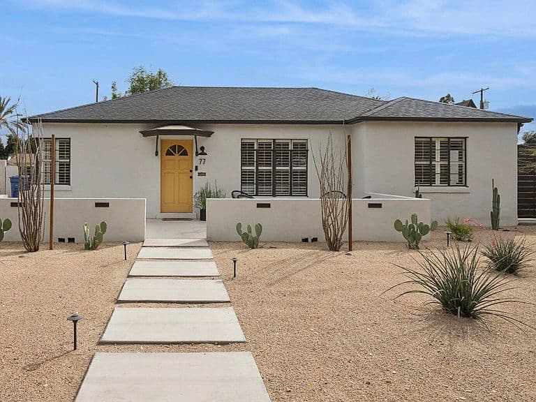 77 W Windsor Ave photo 1