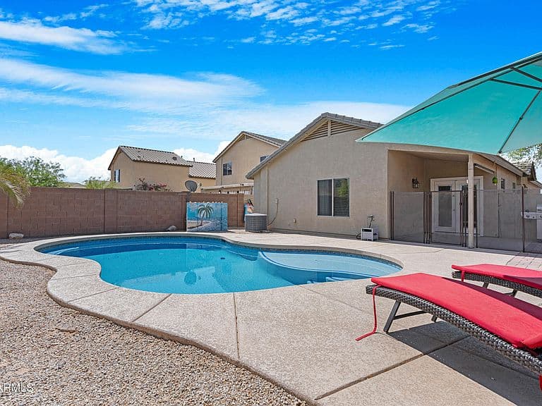 40576 W SANDERS Way photo 1