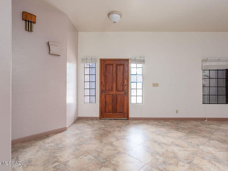 3860 N El Moraga Dr photo 5